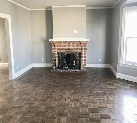 4th image of 2407 Greenwich St