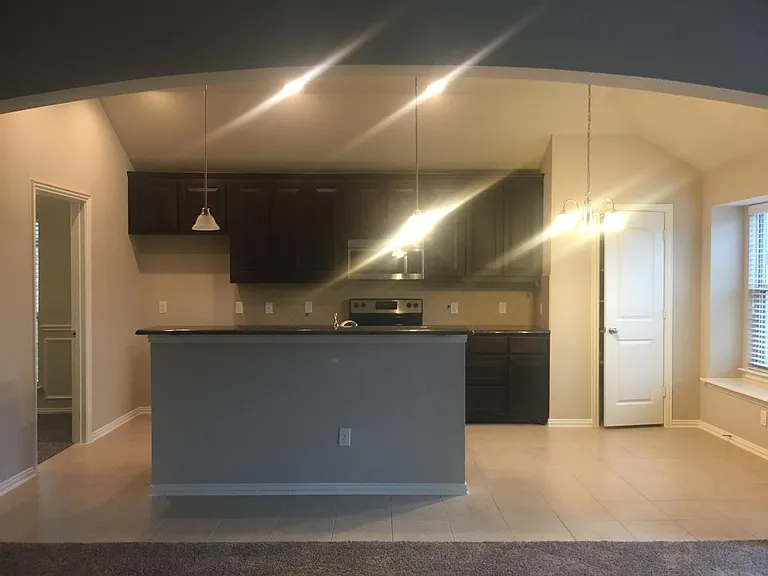 305 Santo Dr — Photo 19