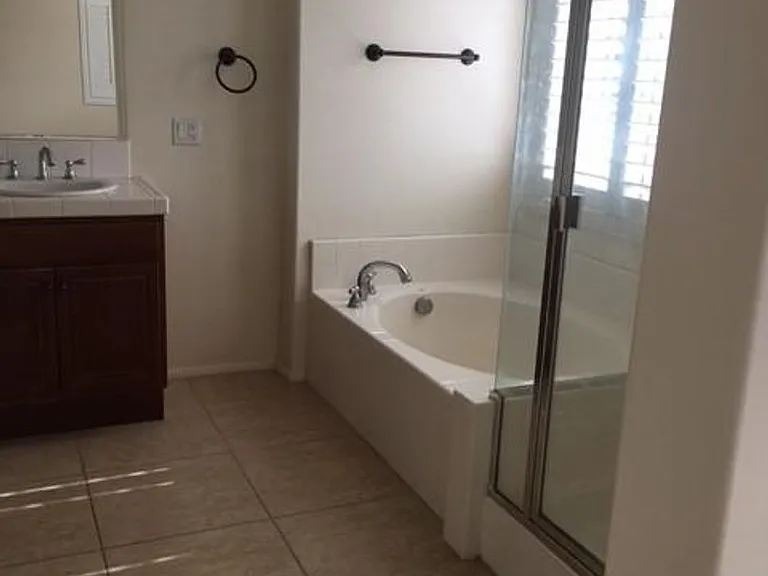 45817 Klamath Ct — Photo 4