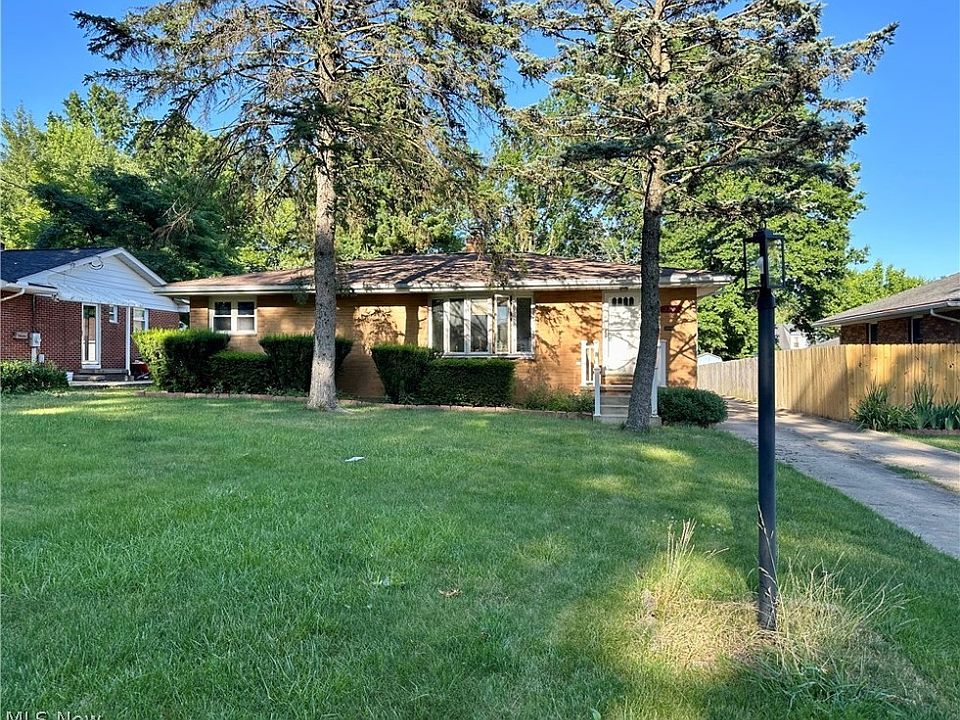 1st image of 3297 Englewood Dr
