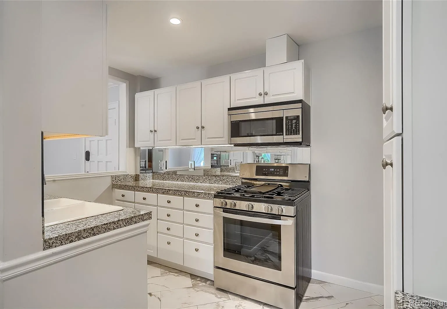 1 bed, 1.0 bath, 548 sqft, $1,845 — Photo 3