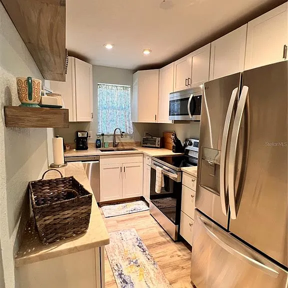 225 Sullivan St — Photo 19