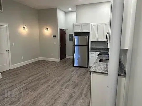 117 Main St APT 6, Spencer, MA 01562