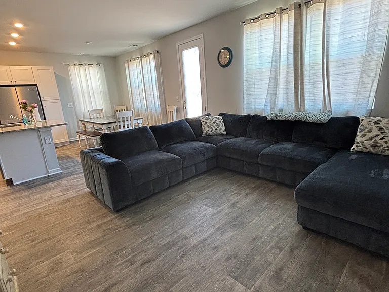 Cypress Ln — Photo 52