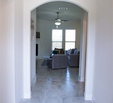 3rd image of 10805 Culberson Dr