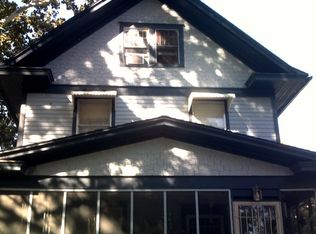 911 NE Forest Ave, Topeka, KS 66616