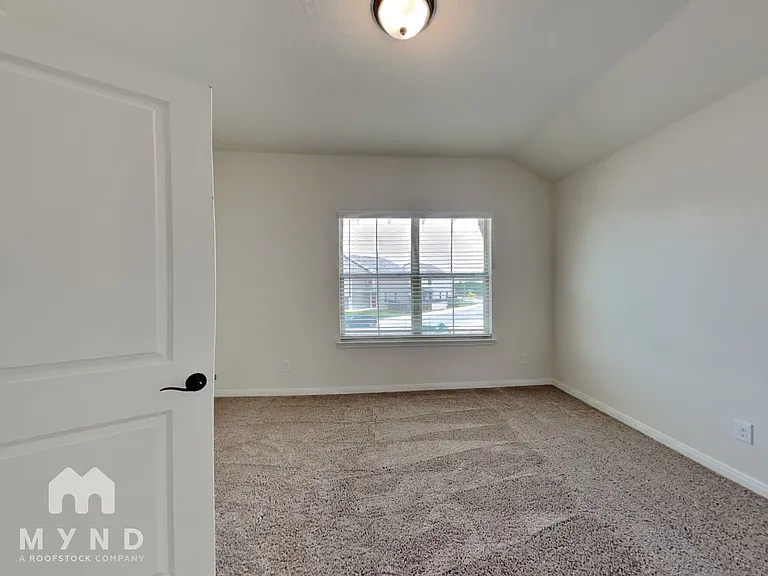 2230 Sandlewood Cv #102 — Photo 12
