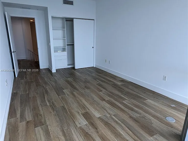 17111 E Biscayne Blvd #1011 — Photo 24