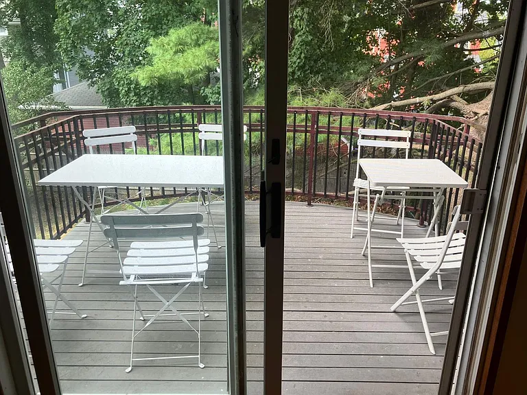 48 Aldie St #2 — Photo 3