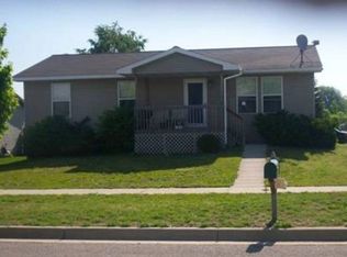 1039 Sweeney St, Mount Pleasant, MI
