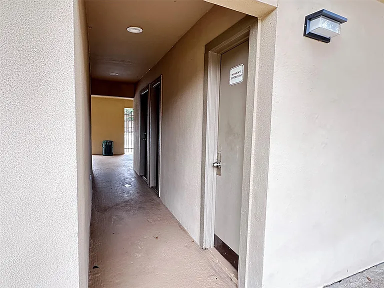 3300 Pebblebrook Dr #104 — Photo 15