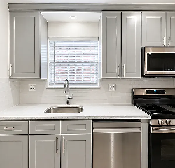 24-43 41st St #3 — Photo 3