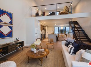 5016 Rosewood Ave, Los Angeles, CA 90004