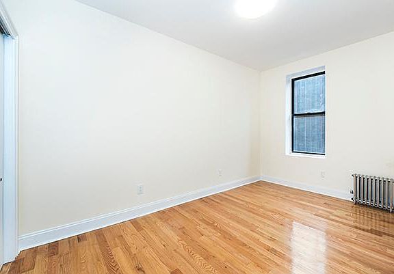 4th image of 15 Crown St APT 6C