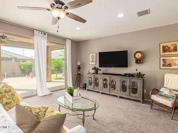 4th image of 3963 E Constitution Dr