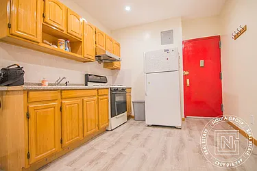 Rented by Nolita Group