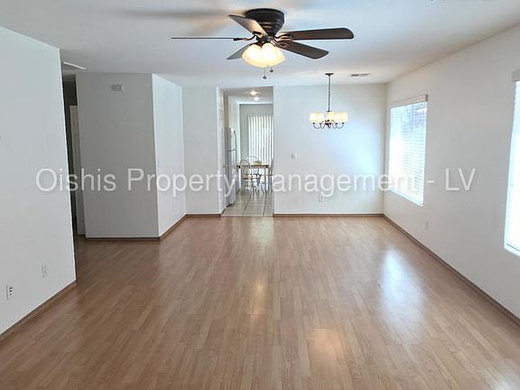 2nd image of 10664 Calico Pines Ave