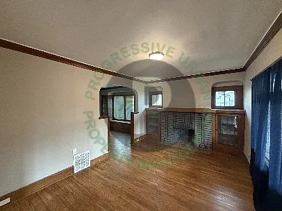 3517 East 110th Street - Upstairs — Photo 2