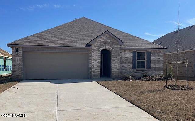 1st image of 1605 Highland Dr