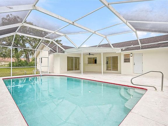 3rd image of 2462 STEPHANIE DRIVE