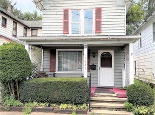1621 Maple Ave, Wellsville, OH