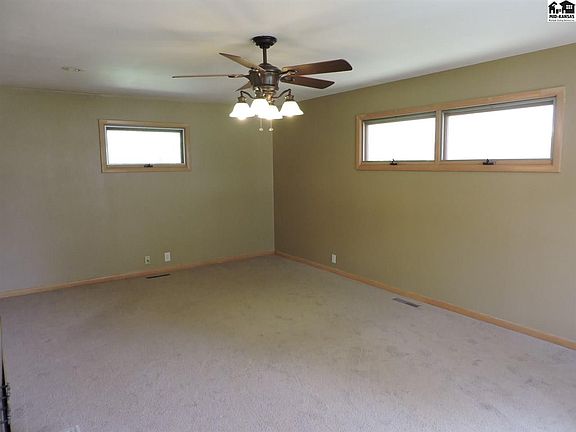 2nd image of 806 W 23rd Ave