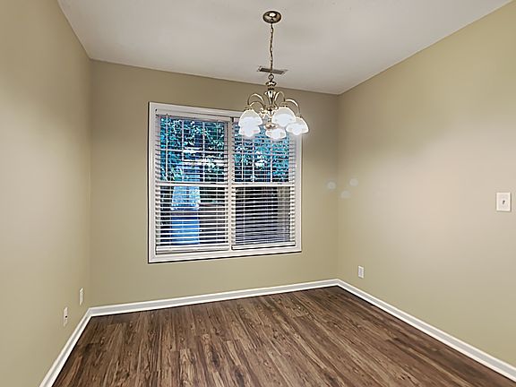 5th image of 3325 Dabney Ln