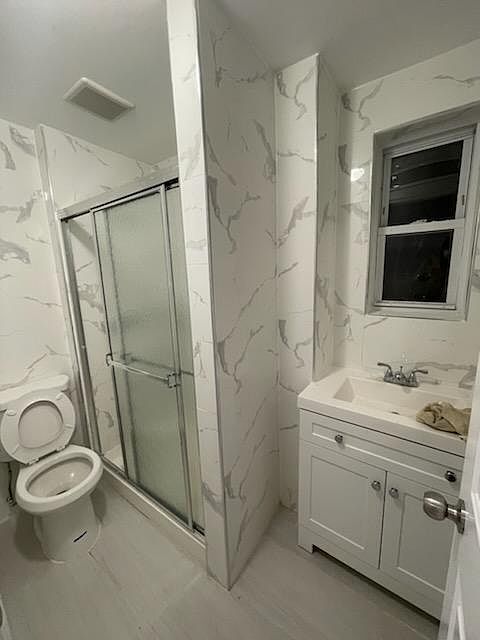2nd image of 1134 Williams Ct #1
