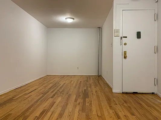 Rented by Pars Venture LLC | media 15