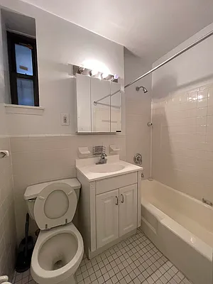 Rented by Bond New York | media 3