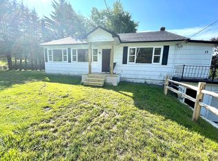 13 Bridge St, Stewartstown, NH 03576