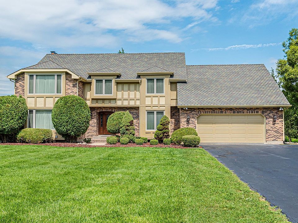 1st image of 35W142 Duchesne Dr