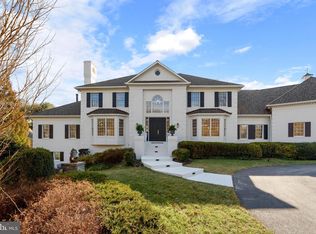 8918 Harvest Square Ct, Potomac, MD