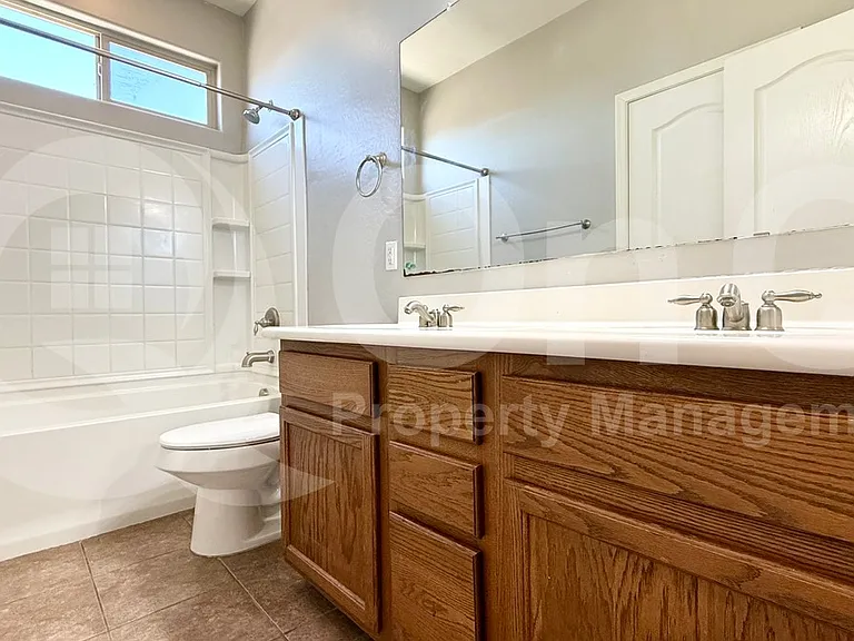 27297 N 172nd Ln — Photo 20