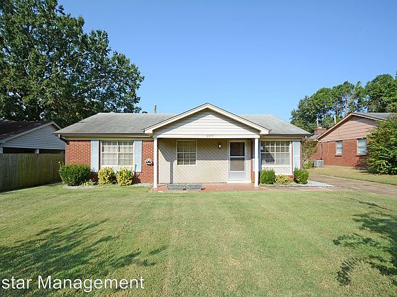2nd image of 8579 Southaven Cir W