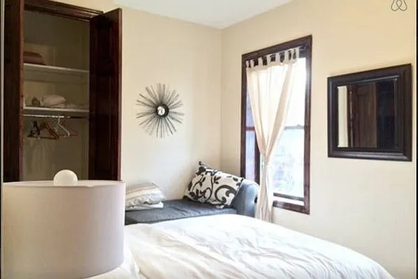 Rented by Portman Realty Corp | media 35