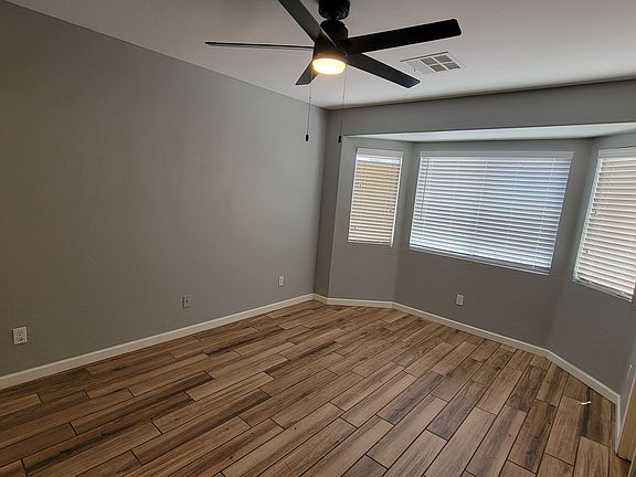 2nd image of 11627 W Oglesby Ave
