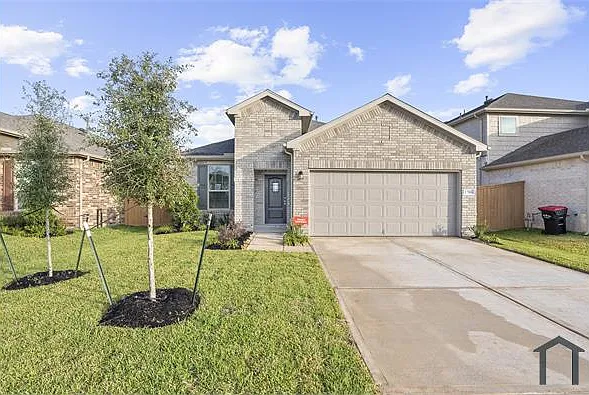 4 bed, $2,730 — Photo 2