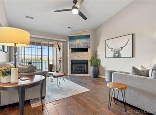 164 Sac Rd UNIT 402-B, Sunrise Beach, MO 65079