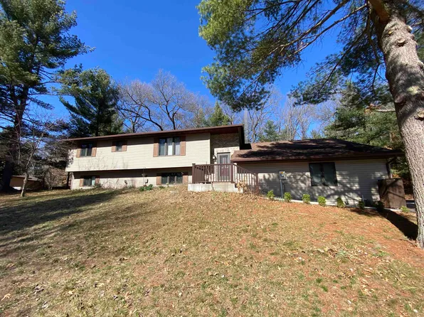 E10724 Delton Rd, Baraboo, WI 53913