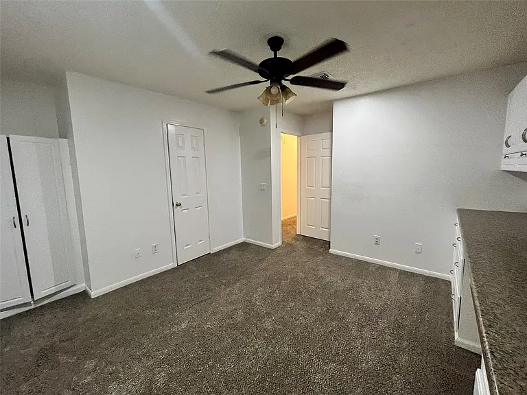 28723 Sedgefield St — Photo 28