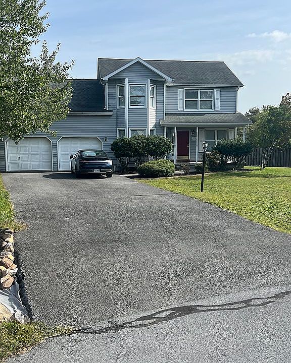 1st image of 119 Bedford Dr