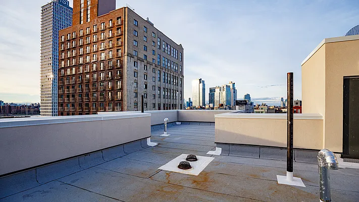 Rented by Nooklyn NYC LLC | media 50