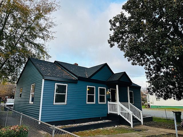 1st image of 1807 Dinwiddie Ave