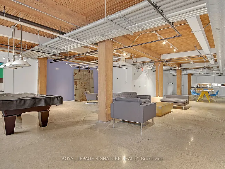 955 Queen St W #Penthouse 08 — Photo 33