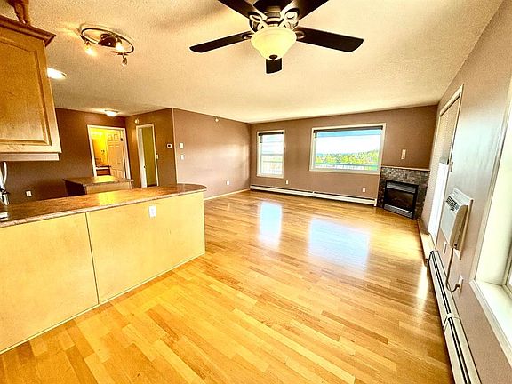 3rd image of 228 S Pembina Ave #407