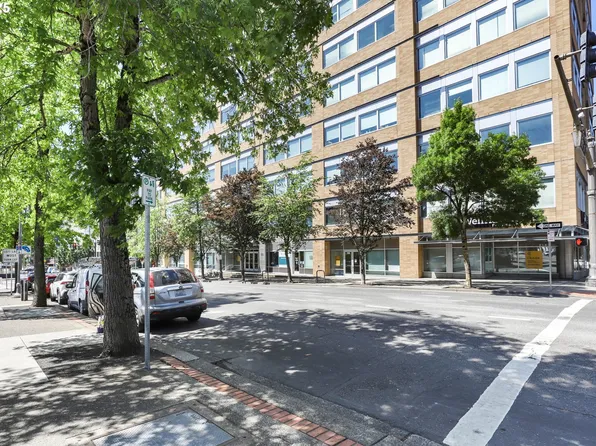 700 Washington St APT 925, Vancouver, WA 98660