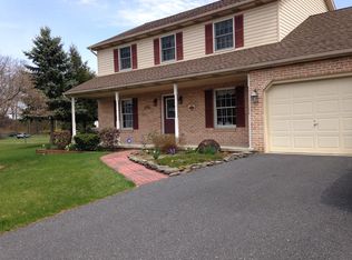 3440 Laubach Ln, Bethlehem, PA 18020
