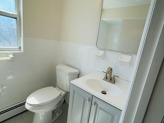 5th image of 963-969 E 19th Street #5