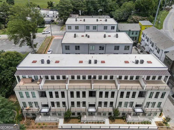 990 Bibbs Cir #34, Atlanta, GA 30318